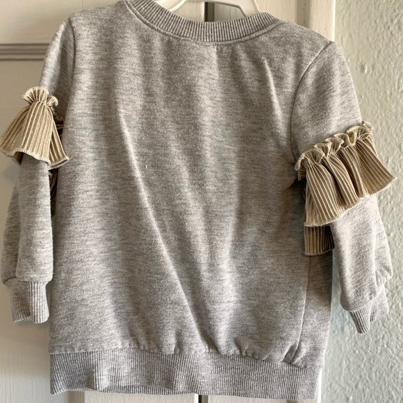 Calvin Klein Sweatshirt - Picture 3 of 3